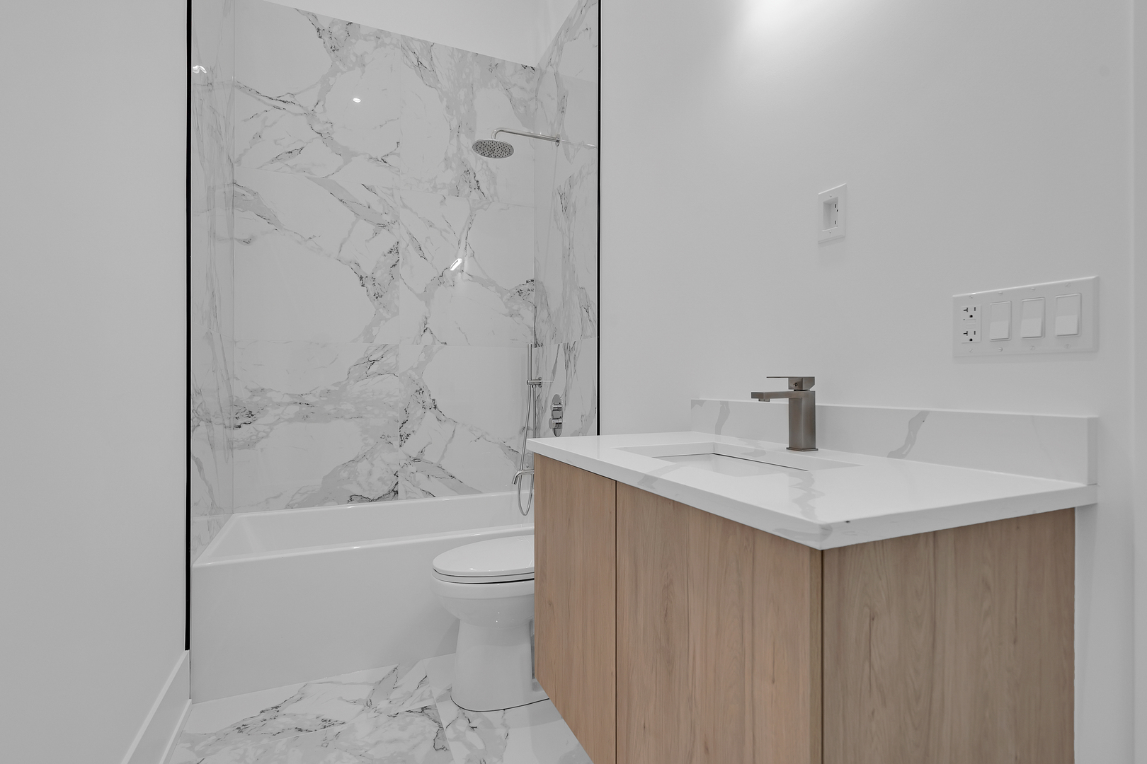 501 West Elm Street, Unit 3 Chicago, IL 60610 - Photo 20 of 27