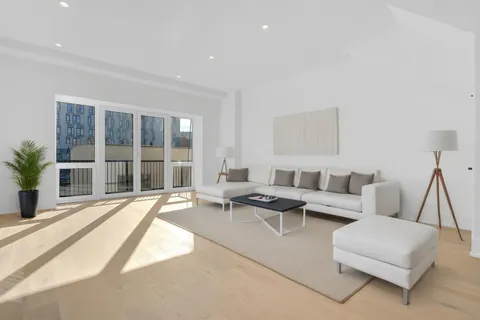 $1,100,000 | 501 West Elm Street, Unit 3, Chicago, IL 60610