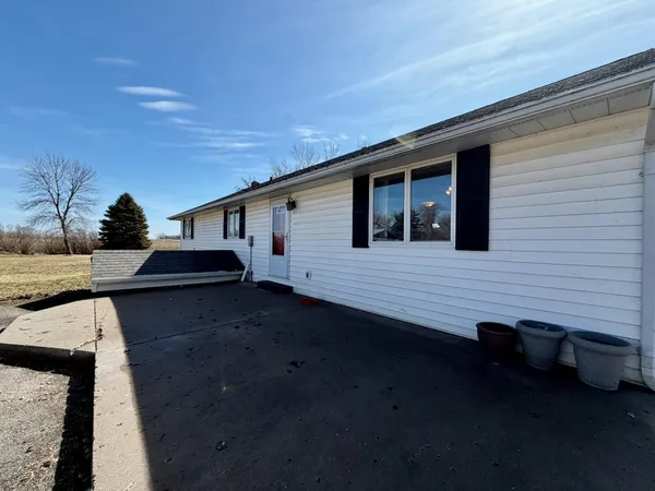 $240,500 | 19214 County Road 4, Elbow Lake, MN 56531