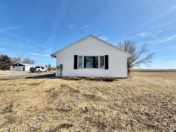 $240,500 | 19214 County Road 4, Elbow Lake, MN 56531