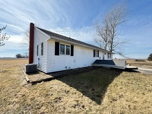 $240,500 | 19214 County Road 4, Elbow Lake, MN 56531