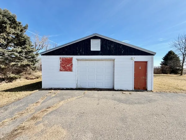 $240,500 | 19214 County Road 4, Elbow Lake, MN 56531