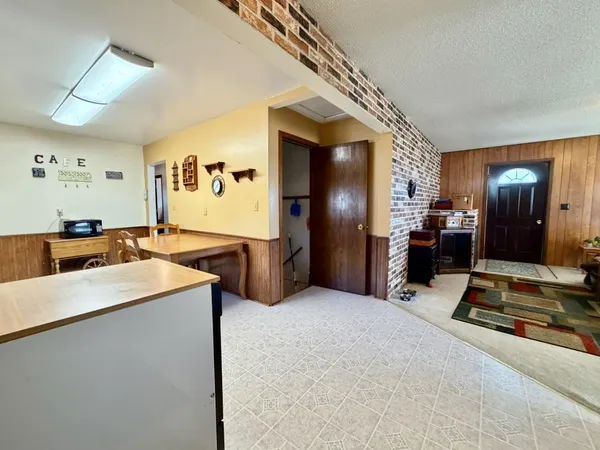 $240,500 | 19214 County Road 4, Elbow Lake, MN 56531