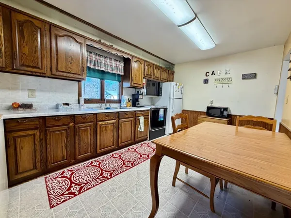 $240,500 | 19214 County Road 4, Elbow Lake, MN 56531