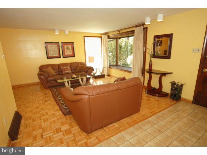 8502 Patton Road Wyndmoor, PA 19038 - Photo 3 of 25 Living Room