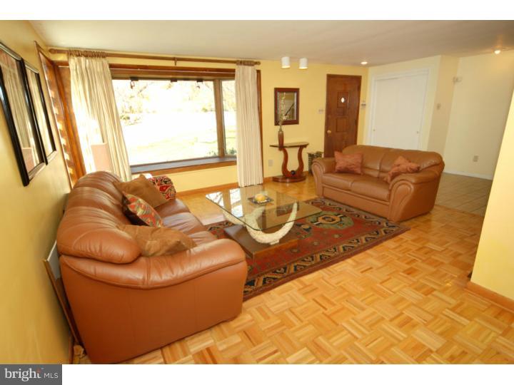 8502 Patton Road Wyndmoor, PA 19038 - Photo 4 of 25 Living Room