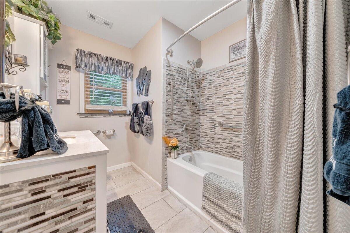 1625 Eanes Road Roanoke, VA 24014 - Photo 25 of 62 022-MIB06300