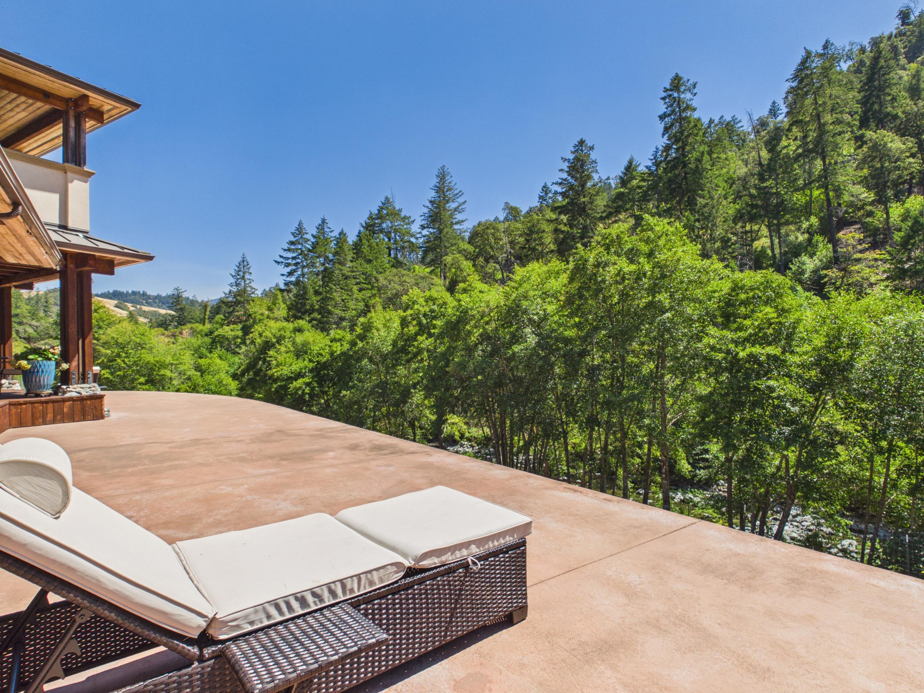 22689 Alderpoint Road Alderpoint, CA 95511 - Photo 68 of 146 Gallery Image 68