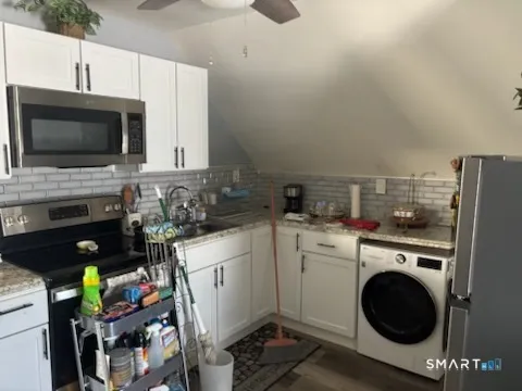 $589,000 | 690 William Street, Bridgeport, CT 06608