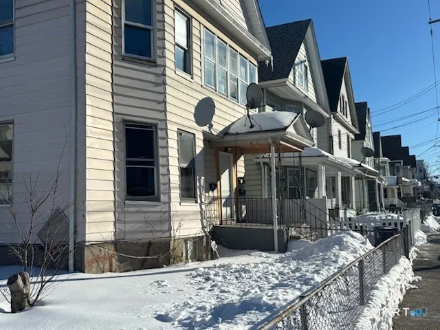 $589,000 | 690 William Street, Bridgeport, CT 06608