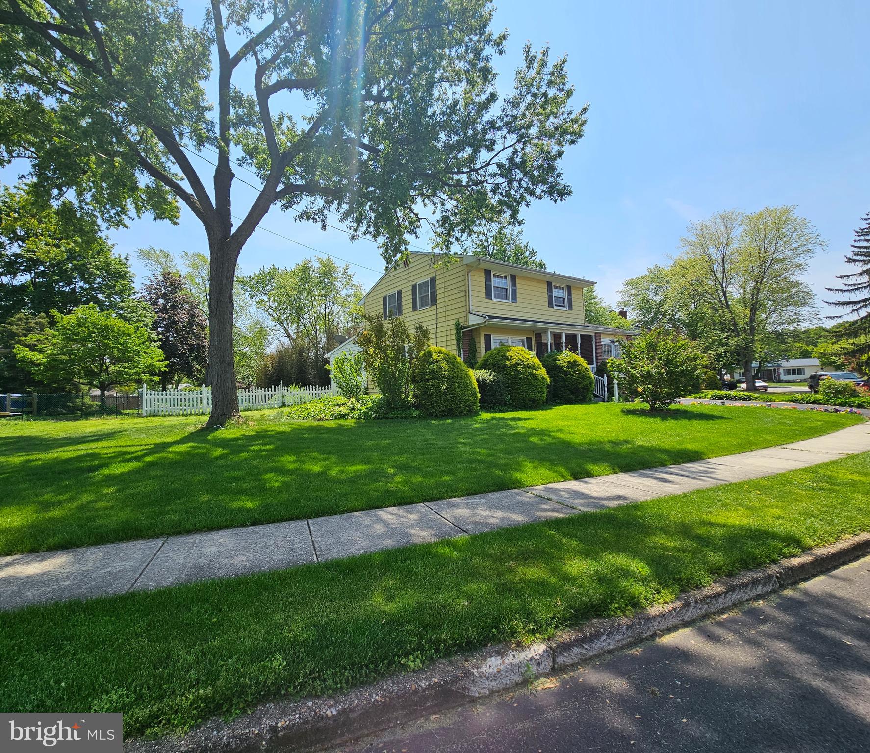 306 Ithaca Avenue Delran, NJ 08075 - Photo 3 of 37