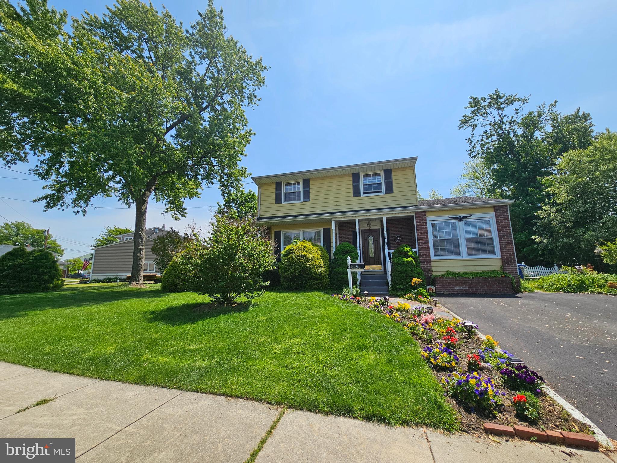 306 Ithaca Avenue Delran, NJ 08075 - Photo 4 of 37