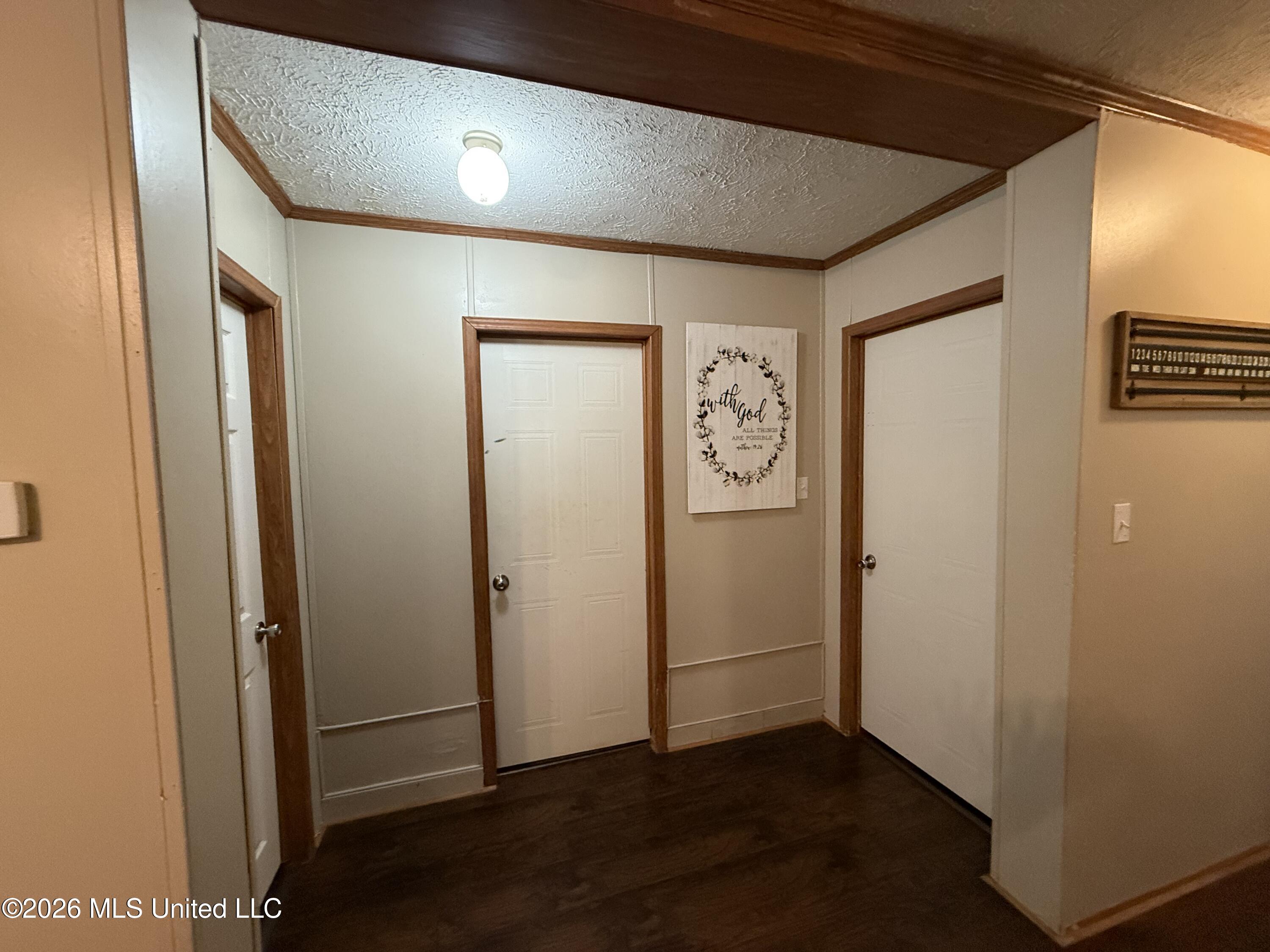808 West McHenry Road McHenry, MS 39561 - Photo 24 of 32 Hall Area