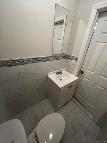 $3,700 | 349 Warwick Avenue, Mount Vernon, NY 10553