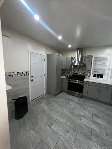 $3,700 | 349 Warwick Avenue, Mount Vernon, NY 10553