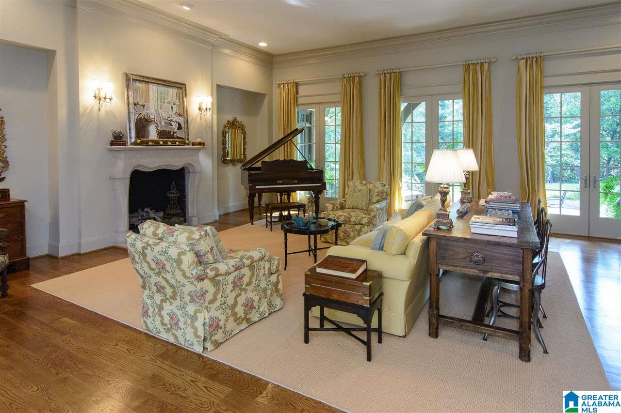 4347 Caldwell Mill Road Birmingham, AL 35243 - Photo 6 of 46