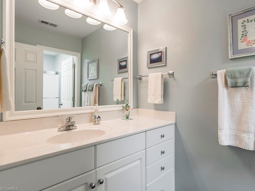4510 Calabria Court High Point, NC 27265 - Photo 21 of 30 Gallery Image 21