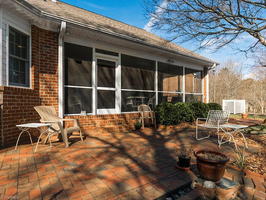 4510 Calabria Court High Point, NC 27265 - Photo 27 of 30 Gallery Image 27