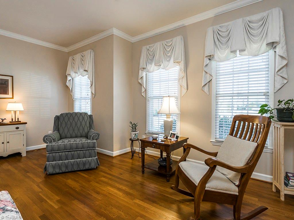 4510 Calabria Court High Point, NC 27265 - Photo 4 of 30 Gallery Image 4