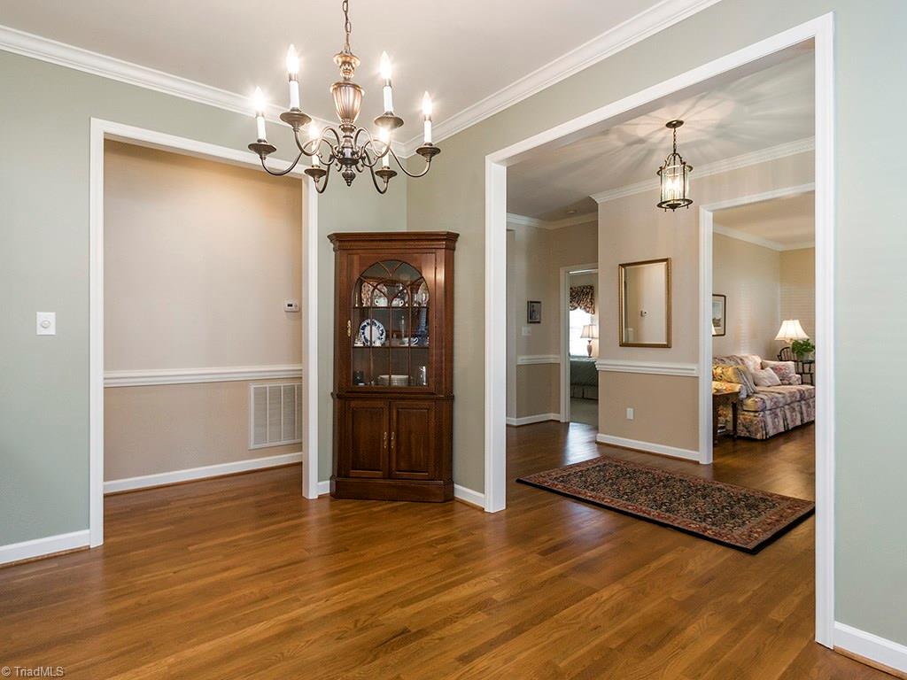 4510 Calabria Court High Point, NC 27265 - Photo 6 of 30 Gallery Image 6