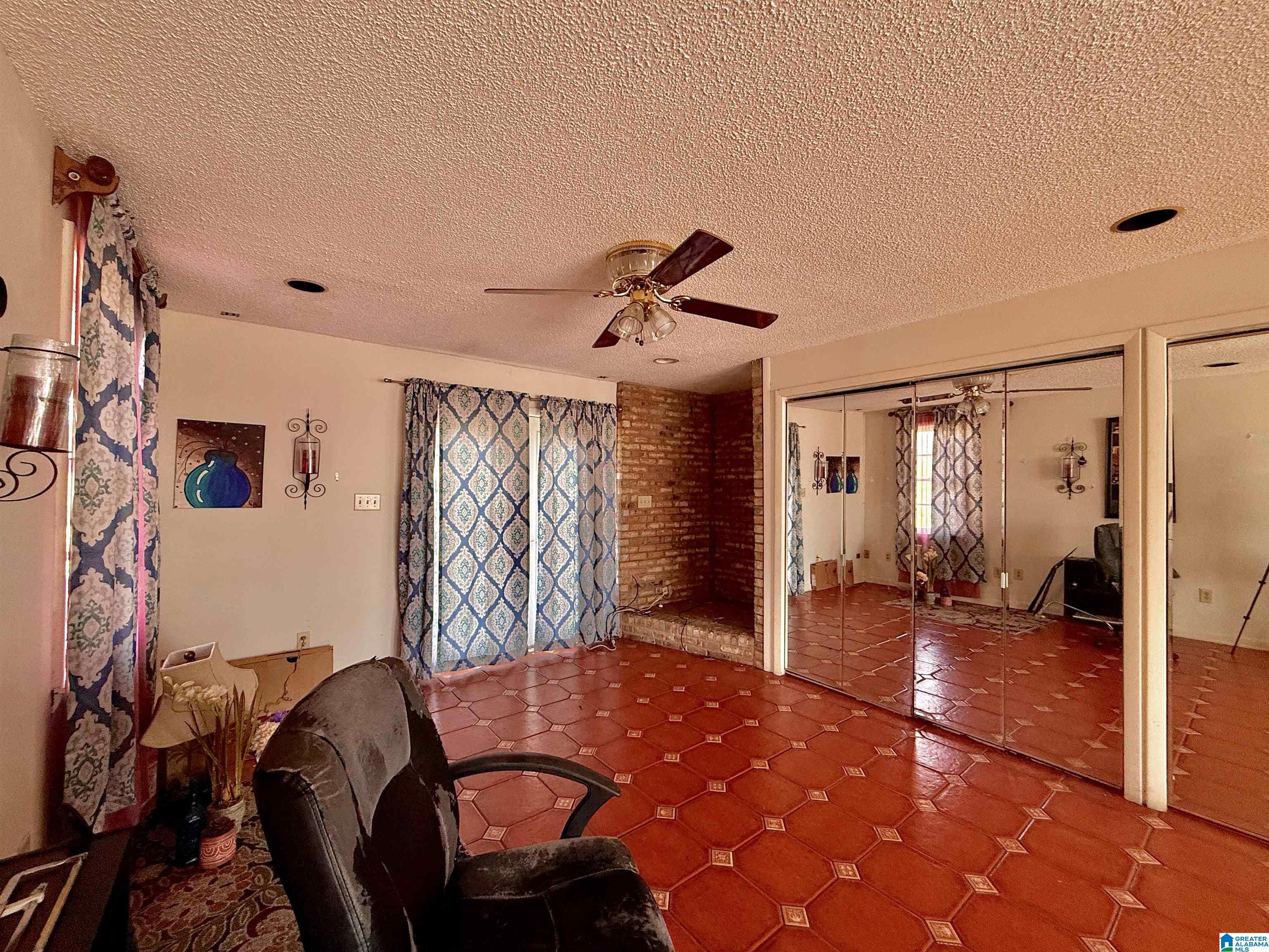 320 Westview Road Gardendale, AL 35071 - Photo 5 of 15