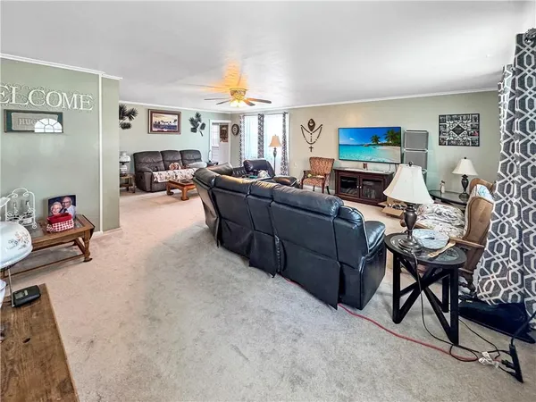 $275,000 | 33247 Bittner Drive, Warsaw, MO 65355