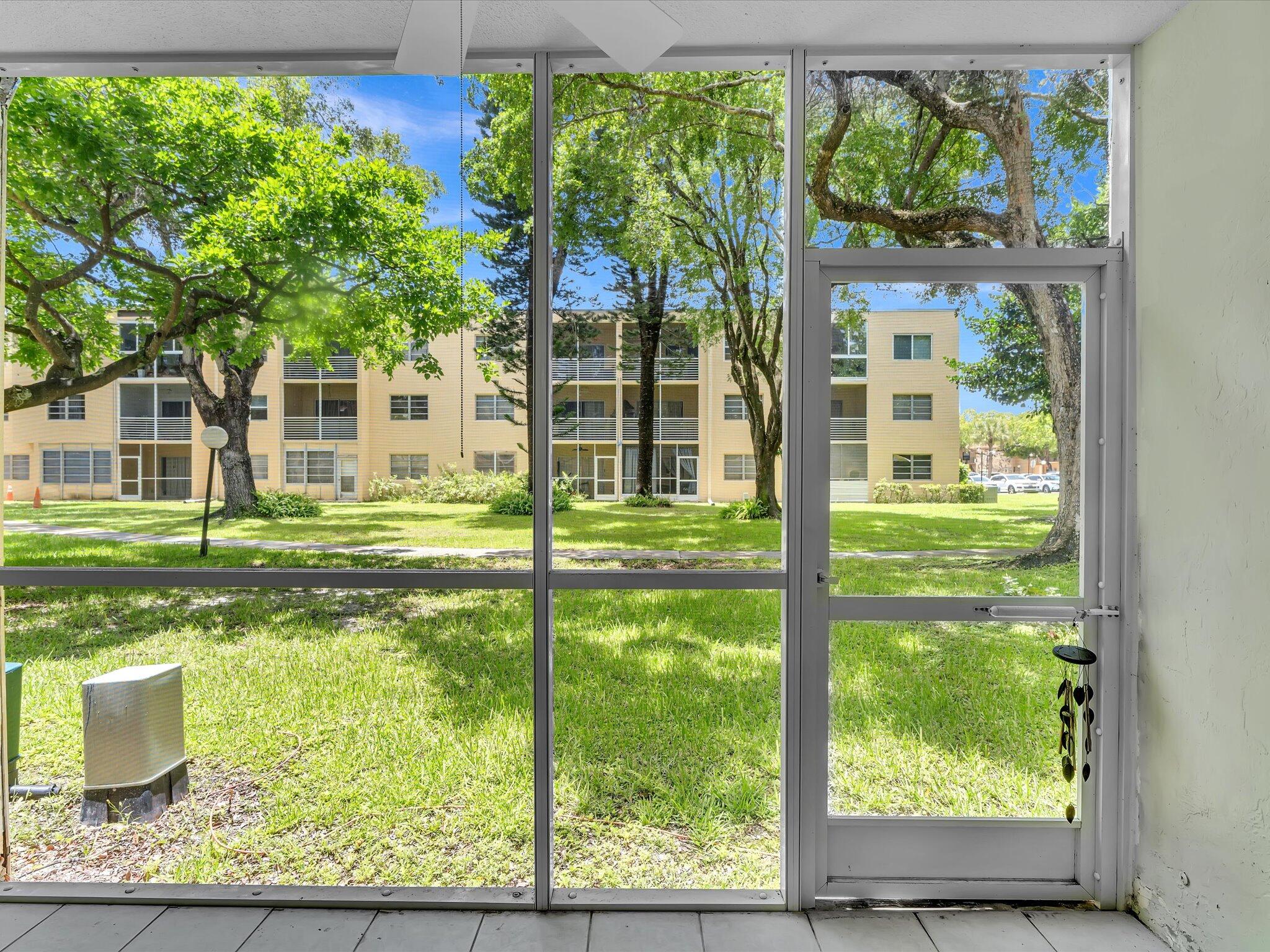 100 Ashbury Road, Unit 103 Hollywood, FL 33024 - Photo 21 of 39 20-FPP00101