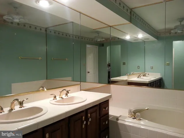 $3,300 | 12002 Lisa Marie Court, Fairfax, VA 22033