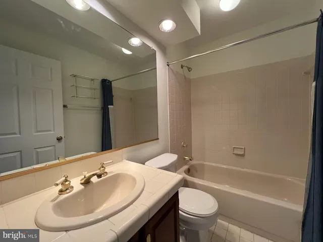 $3,300 | 12002 Lisa Marie Court, Fairfax, VA 22033