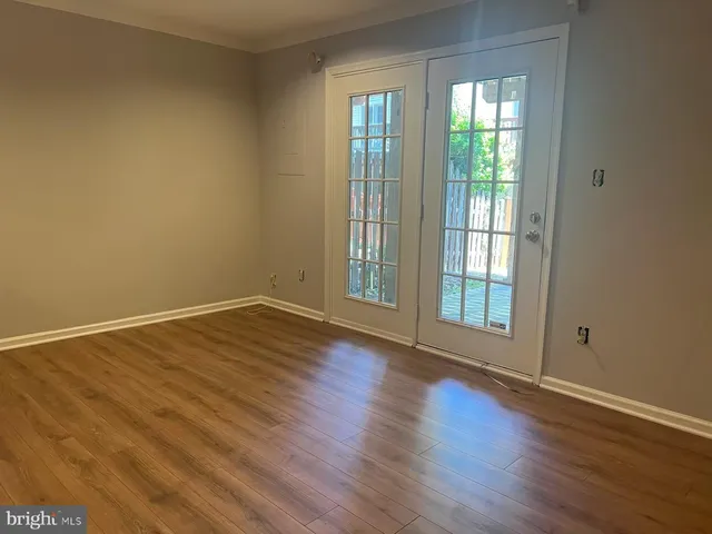 $3,300 | 12002 Lisa Marie Court, Fairfax, VA 22033