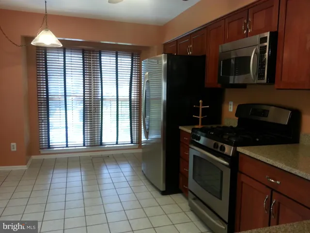 $3,300 | 12002 Lisa Marie Court, Fairfax, VA 22033