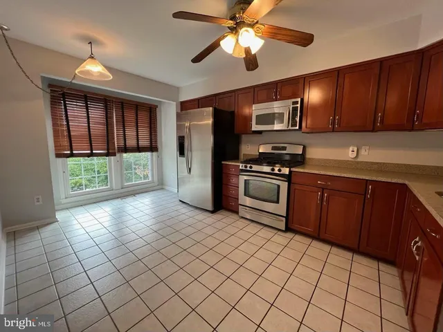 $3,300 | 12002 Lisa Marie Court, Fairfax, VA 22033