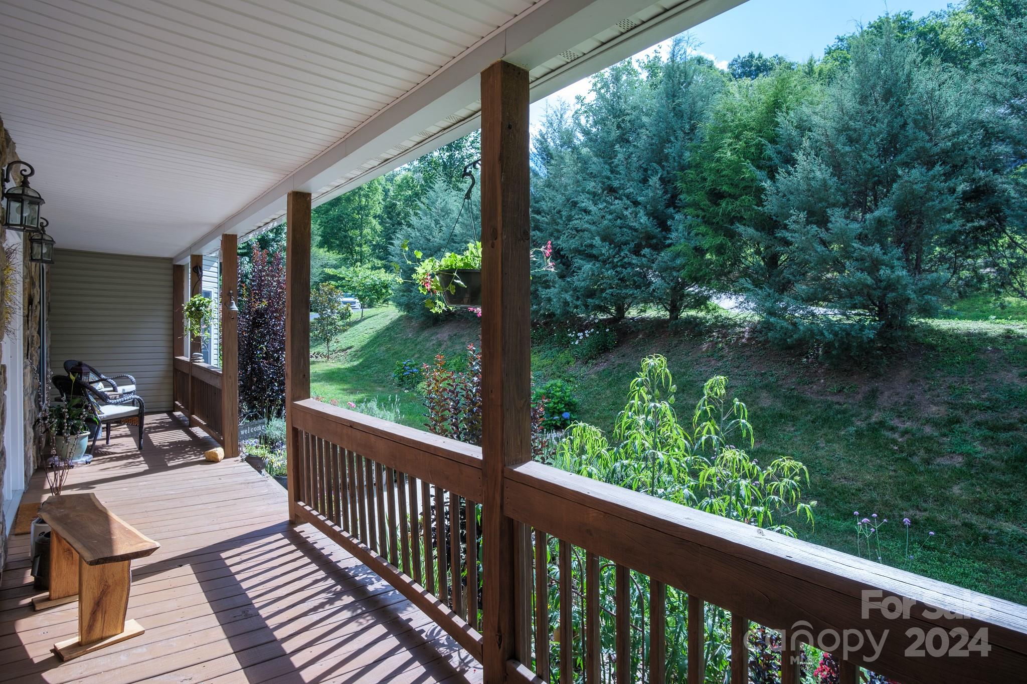 34 Creek Run Road Candler, NC 28715 - Photo 8 of 48 Gallery Image 8