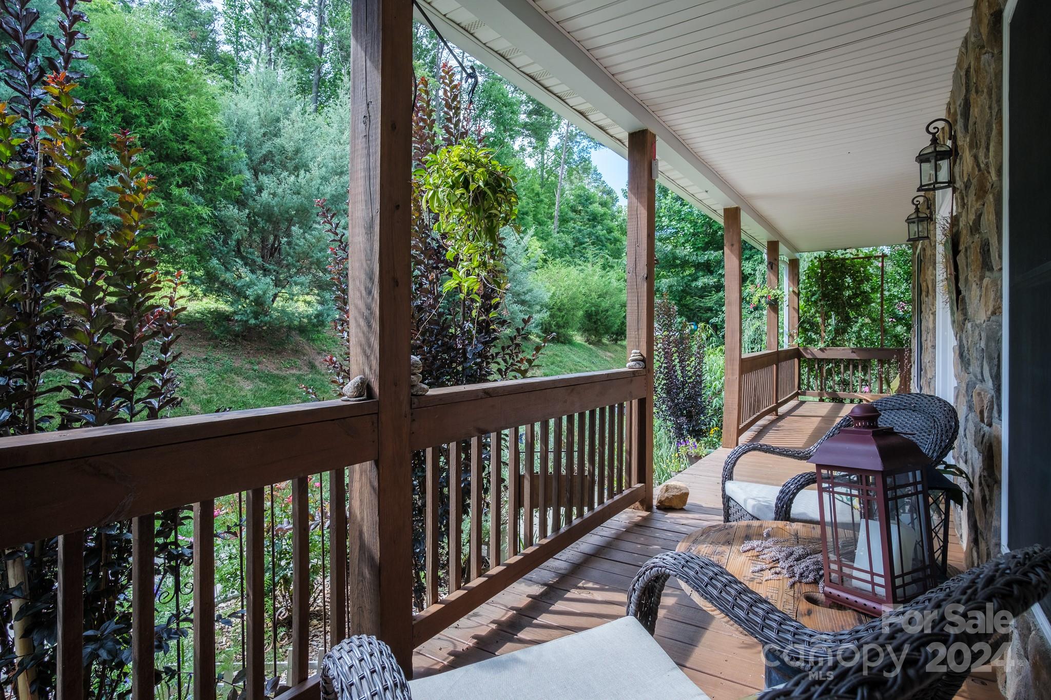 34 Creek Run Road Candler, NC 28715 - Photo 9 of 48 Gallery Image 9