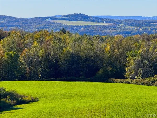 $359,900 | Graffenburg Road, New Hartford, NY 13413