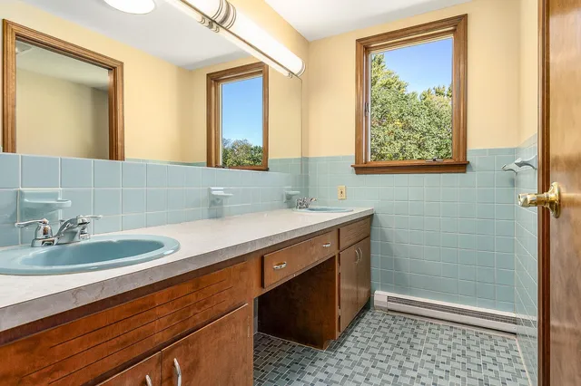 $1,194,900 | 25-0 Emerson Road, Durham, NH 03824