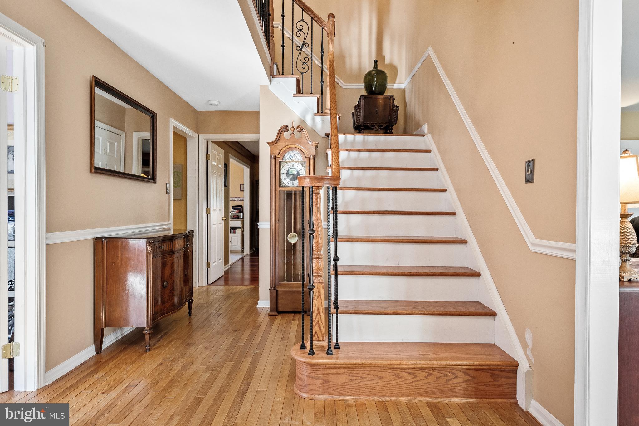 829 McKendimen Road Shamong, NJ 08088 - Photo 5 of 64 Foyer