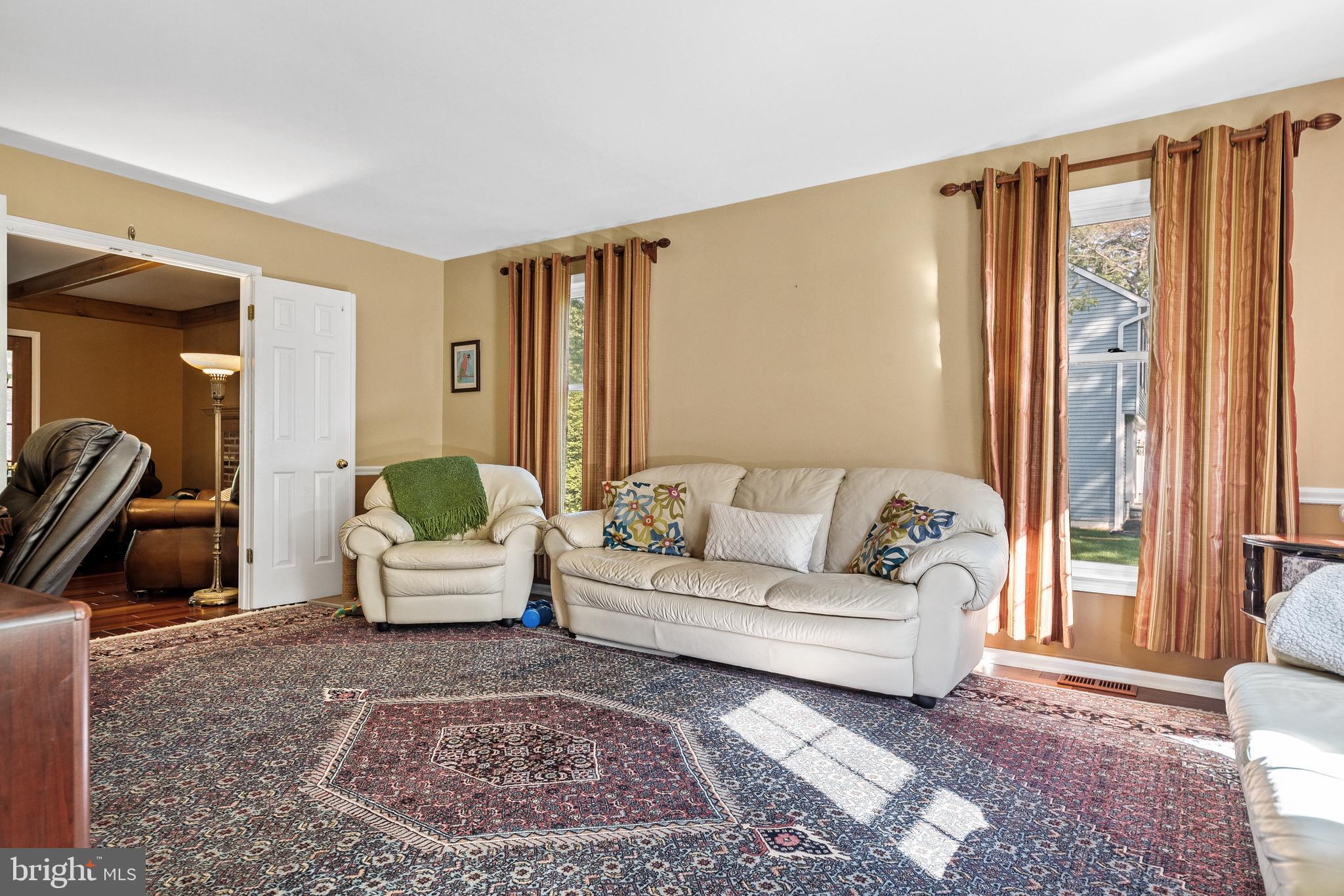 829 McKendimen Road Shamong, NJ 08088 - Photo 8 of 64 Living Room