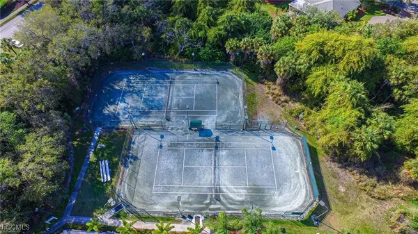 $450,000 | 21194 Old Oak Place, Estero, FL 33928