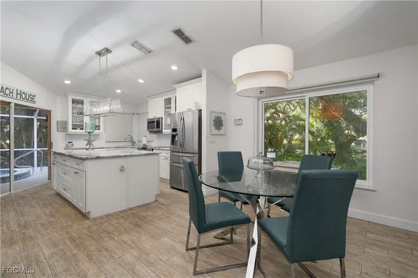 $450,000 | 21194 Old Oak Place, Estero, FL 33928