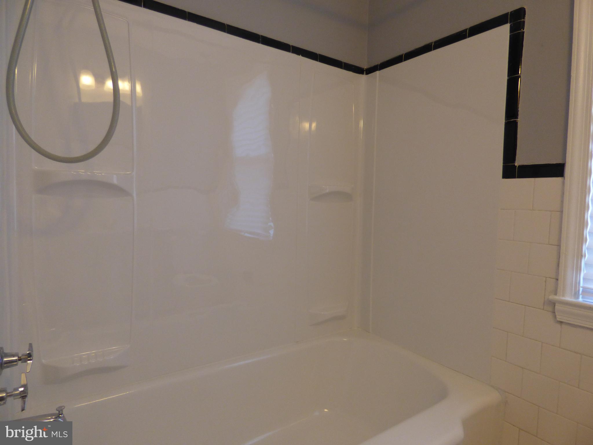 1518 Burnwood Road Baltimore, MD 21239 - Photo 14 of 16 Bath 1