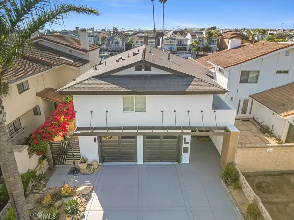 $2,070,000 | 2431 Victoria Avenue, Oxnard, CA 93035
