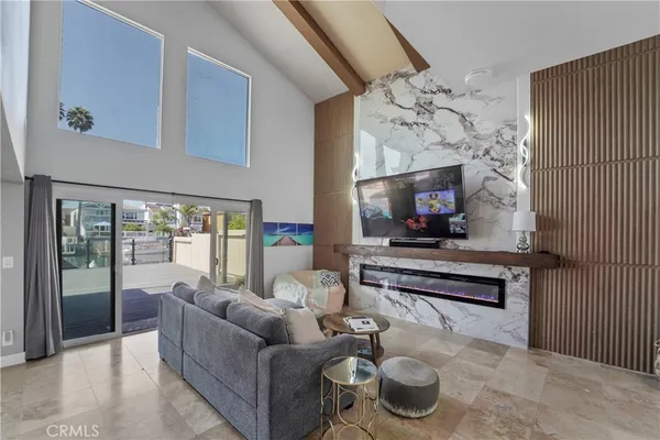 $2,070,000 | 2431 Victoria Avenue, Oxnard, CA 93035