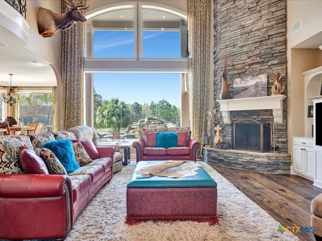 $1,500,000 | 8206 East State Highway 103, Lufkin, TX 75901