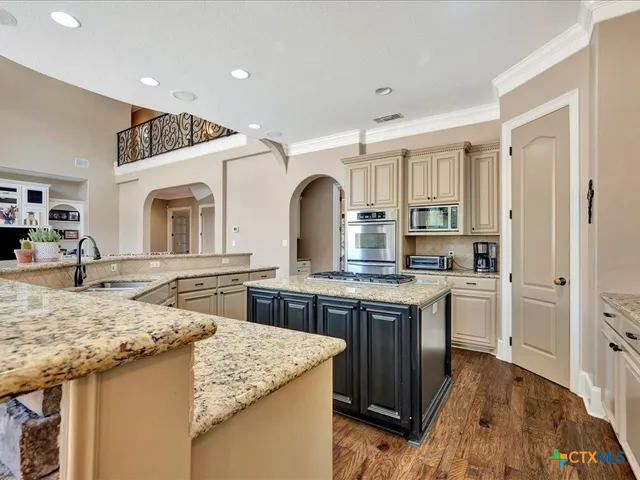 $1,500,000 | 8206 East State Highway 103, Lufkin, TX 75901