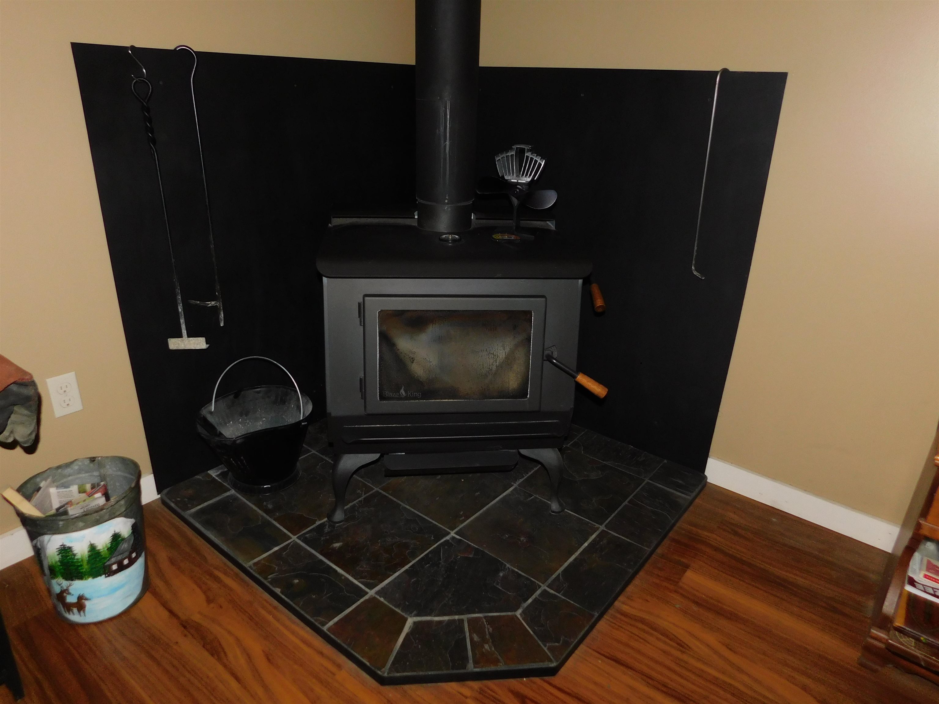 27 Van Wyck Road Wallingford, VT 05742 - Photo 8 of 40 Gallery Image 8
