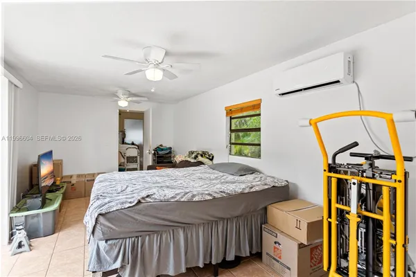 $469,000 | 7690 Southwest 7th Court, North Lauderdale, FL 33068