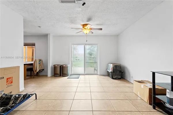 $469,000 | 7690 Southwest 7th Court, North Lauderdale, FL 33068