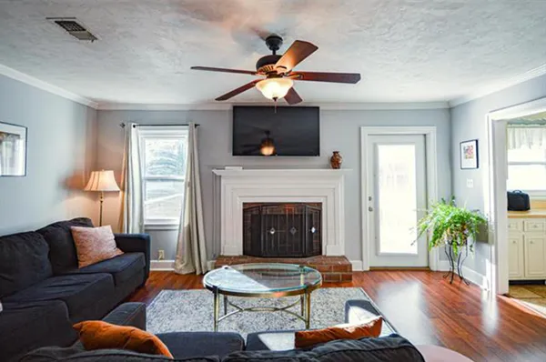 $1,800 | 980 Marys Drive, Unit 5, Tallahassee, FL 32308