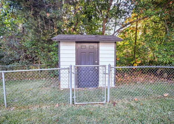 $1,800 | 980 Marys Drive, Unit 5, Tallahassee, FL 32308